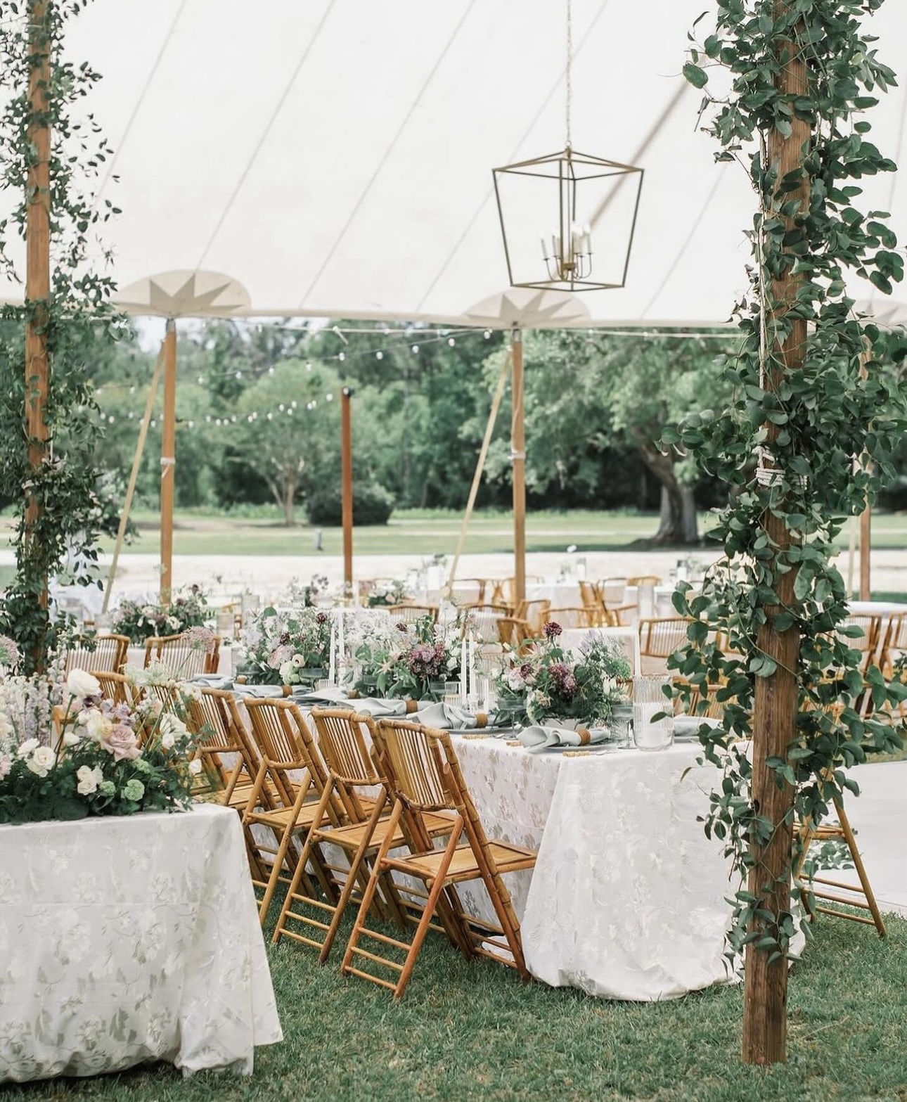 6 Engagement Party Supplies and Decorations Not To Forget